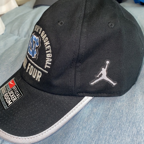 2017 NCAA -NC Final Four Hat - Picture 2 of 6